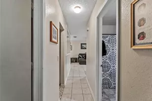 1018 Red Bay Terrace NW, Port Charlotte, FL 33948 - Photo 8