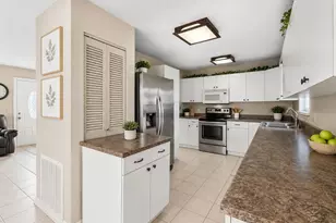 1018 Red Bay Terrace NW, Port Charlotte, FL 33948 - Photo 20