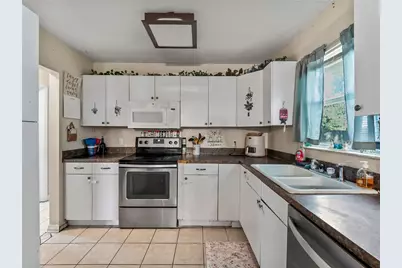 1018 Red Bay Terrace NW, Port Charlotte, FL 33948 - Photo 18