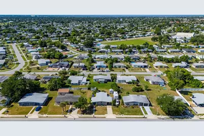 22115 Midway Boulevard, Port Charlotte, FL 33952 - Photo 38