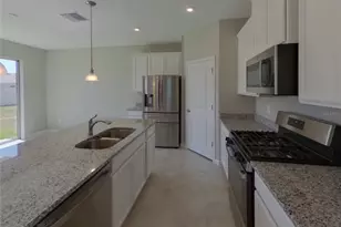 11611 Gold Dust Ct, Riverview, FL 33579 - Photo 2