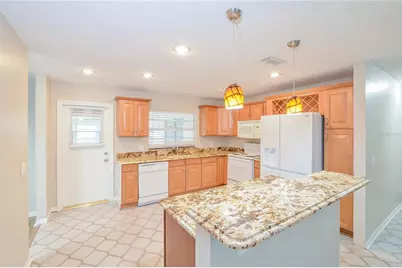 8873 Aspen Avenue, Orlando, FL 32817 - Photo 4