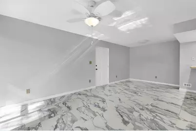 19505 Quesada Avenue #E105, Port Charlotte, FL 33948 - Photo 12