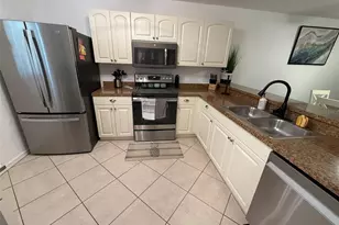 175 Kings Hwy, Punta Gorda, FL 33983 - Photo 2