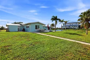 174 Severin Rd SE, Port Charlotte, FL 33952 - Photo 44