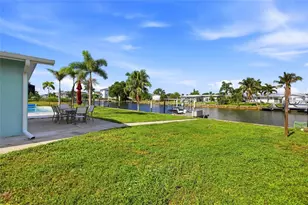 174 Severin Rd SE, Port Charlotte, FL 33952 - Photo 38