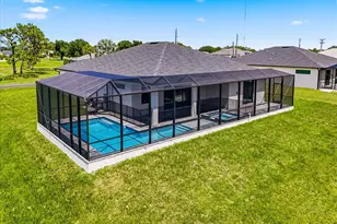 772 Rotonda Cir, Rotonda West, FL 33947 - Photo 2