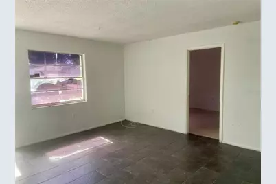 5613 7th Street Court E, Bradenton, FL 34203 - Photo 6