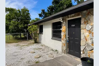 5613 7th Street Court E, Bradenton, FL 34203 - Photo 2