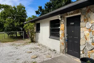 5613 7th St Ct E, Bradenton, FL 34203 - Photo 2