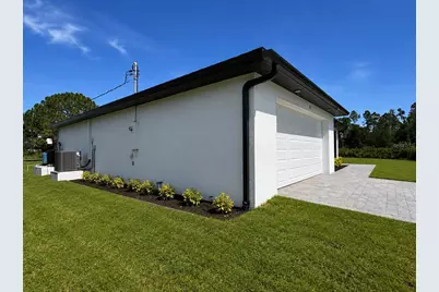 93 Presque Isle Drive, Port Charlotte, FL 33954 - Photo 6