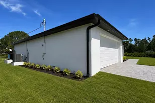 93 Presque Isle Dr, Port Charlotte, FL 33954 - Photo 6