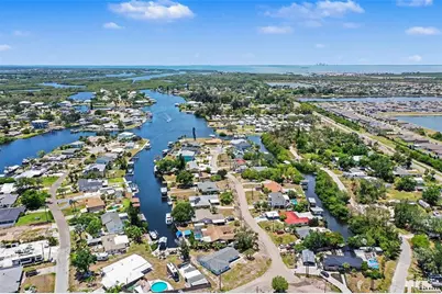 802 White Heron Boulevard, Ruskin, FL 33570 - Photo 4