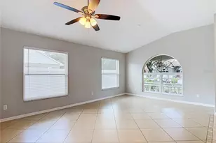 805 Lesa Glen Pl, Brandon, FL 33510 - Photo 10