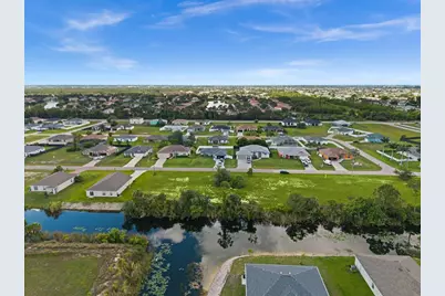 907 NE 32nd Terrace, Cape Coral, FL 33909 - Photo 12