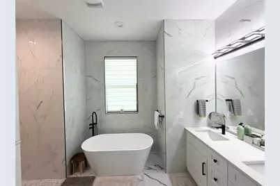 4722 Neptune Road, Venice, FL 34293 - Photo 12