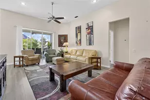 318 Langholm Dr, Venice, FL 34293 - Photo 8