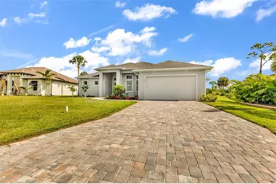 22 Sportsman Circle, Rotonda West, FL 33947 - Photo 2