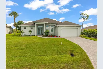 22 Sportsman Circle, Rotonda West, FL 33947 - Photo 1