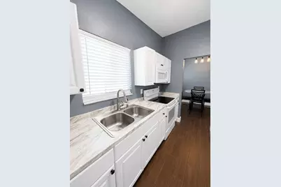 21442 Gladis Avenue, Port Charlotte, FL 33952 - Photo 24