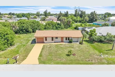 528 Magnolia Avenue NW, Port Charlotte, FL 33952 - Photo 34
