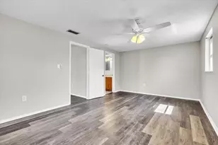 528 Magnolia Ave NW, Port Charlotte, FL 33952 - Photo 16