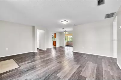 528 Magnolia Avenue NW, Port Charlotte, FL 33952 - Photo 4