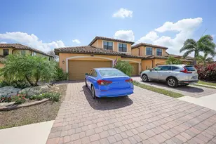 20071 Ragazza Cir, Venice, FL 34293 - Photo 2