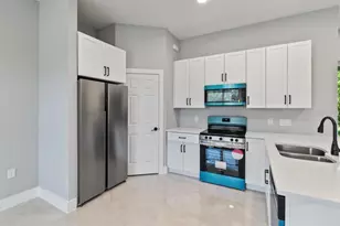 20462 Kenilworth Blvd, Port Charlotte, FL 33954 - Photo 10