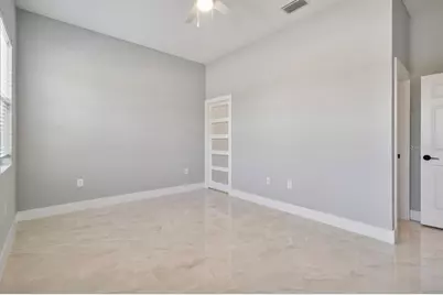 20462 Kenilworth Boulevard, Port Charlotte, FL 33954 - Photo 8