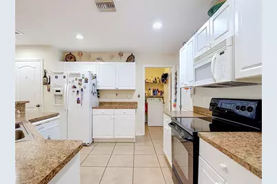 2903 38th Street SW, Lehigh Acres, FL 33976 - Photo 20