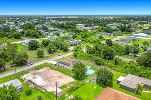 2903 38th St SW, Lehigh Acres, FL 33976 - Photo 70