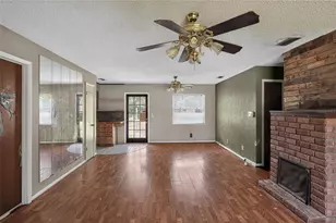 4340 NE 25th Terrace, Ocala, FL 34479 - Photo 2