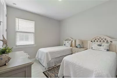 17911 Shade Tree Loop, Punta Gorda, FL 33982 - Photo 8