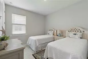 17911 Shade Tree Loop, Punta Gorda, FL 33982 - Photo 8