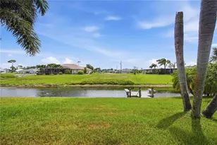 242 White Marsh Ln, Rotonda West, FL 33947 - Photo 32