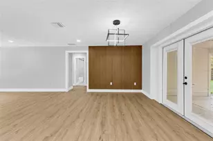 855 Morningside Rd, Venice, FL 34293 - Photo 14