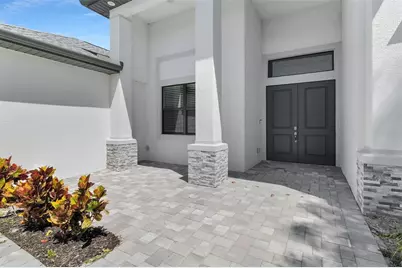 635 NE 7th Terrace, Cape Coral, FL 33909 - Photo 4