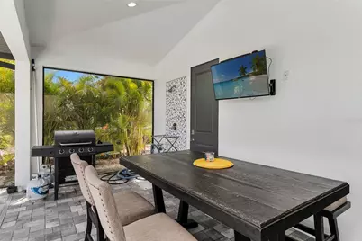 635 NE 7th Terrace, Cape Coral, FL 33909 - Photo 26