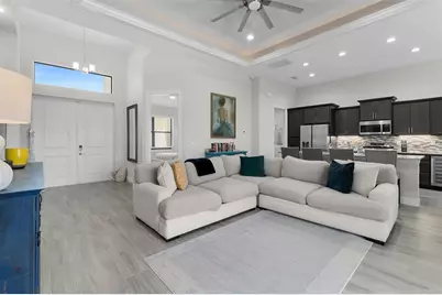 635 NE 7th Terrace, Cape Coral, FL 33909 - Photo 6