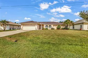 29 Seasons Dr, Punta Gorda, FL 33983 - Photo 4