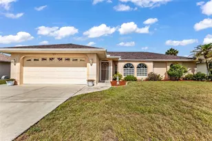 29 Seasons Dr, Punta Gorda, FL 33983 - Photo 2