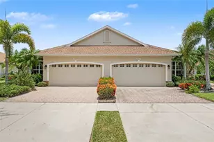 2593 Cottonwood Ln, North Port, FL 34289 - Photo 6