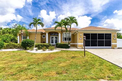 17458 Bayharbor Circle, Port Charlotte, FL 33948 - Photo 2