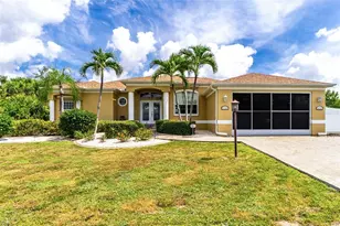 17458 Bayharbor Cir, Port Charlotte, FL 33948 - Photo 2