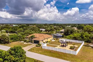 17458 Bayharbor Cir, Port Charlotte, FL 33948 - Photo 78