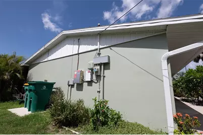21239 Cottonwood Avenue, Port Charlotte, FL 33952 - Photo 10