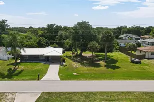 1326 Birchcrest Blvd, Port Charlotte, FL 33952 - Photo 2