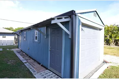 19891 Midway Boulevard, Port Charlotte, FL 33948 - Photo 22