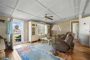 4220 Deltona Dr, Punta Gorda, FL 33950 - Photo 4